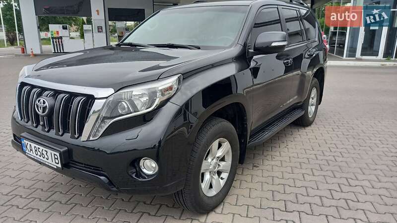Toyota Land Cruiser Prado 2015