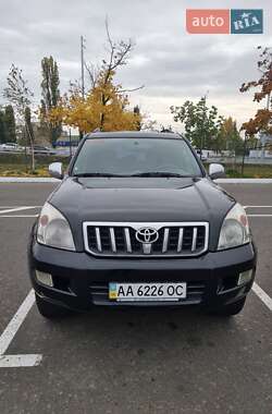 Внедорожник / Кроссовер Toyota Land Cruiser Prado 2005 в 