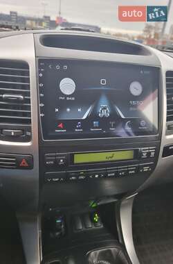 Внедорожник / Кроссовер Toyota Land Cruiser Prado 2005 в 