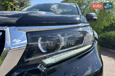 Внедорожник / Кроссовер Toyota Land Cruiser Prado 2020 в 