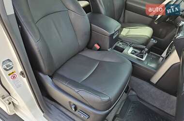 Позашляховик / Кросовер Toyota Land Cruiser Prado 2012 в 