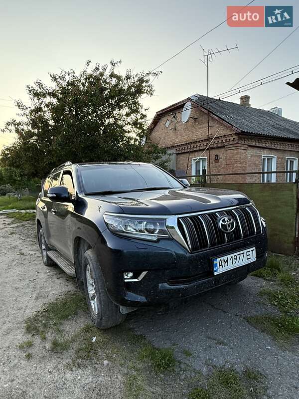Внедорожник / Кроссовер Toyota Land Cruiser Prado 2021 в Бердичеве