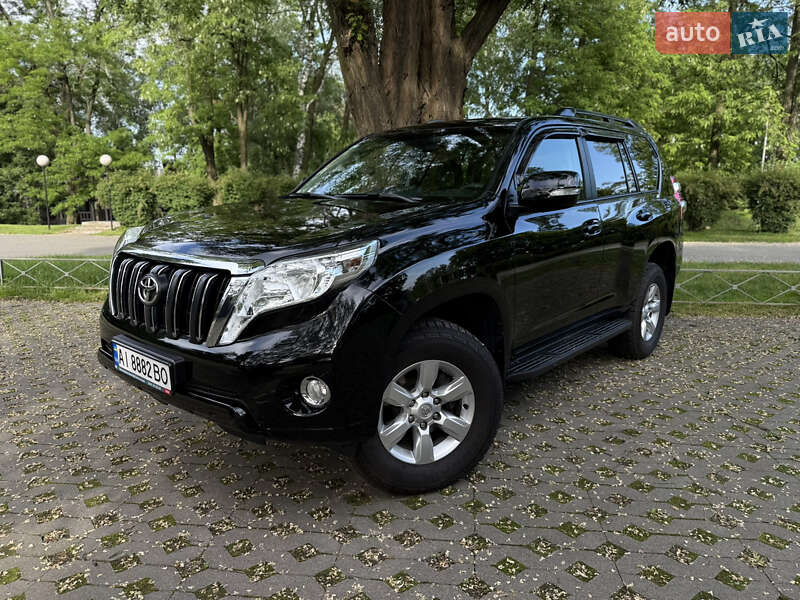 Позашляховик / Кросовер Toyota Land Cruiser Prado 2017 в Києві