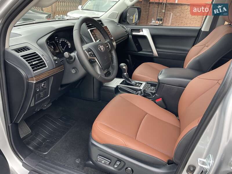 Внедорожник / Кроссовер Toyota Land Cruiser Prado 2021 в Виннице