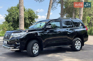 Внедорожник / Кроссовер Toyota Land Cruiser Prado 2023 в 