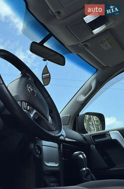 Внедорожник / Кроссовер Toyota Land Cruiser Prado 2023 в 
