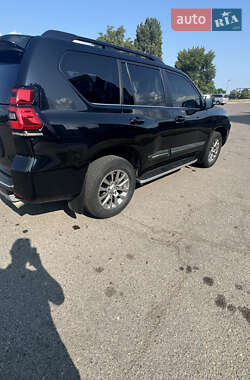 Позашляховик / Кросовер Toyota Land Cruiser Prado 2019 в 
