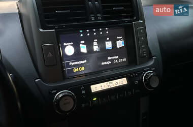 Внедорожник / Кроссовер Toyota Land Cruiser Prado 2010 в Полтаве