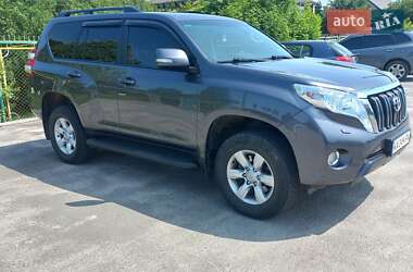 Позашляховик / Кросовер Toyota Land Cruiser Prado 2017 в 