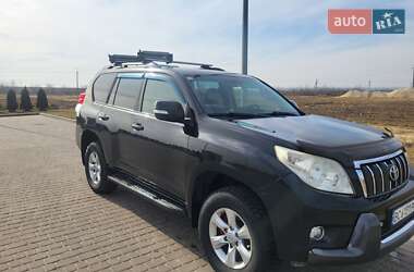 Внедорожник / Кроссовер Toyota Land Cruiser Prado 2010 в 
