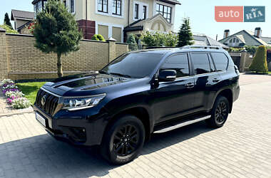 Внедорожник / Кроссовер Toyota Land Cruiser Prado 2021 в 