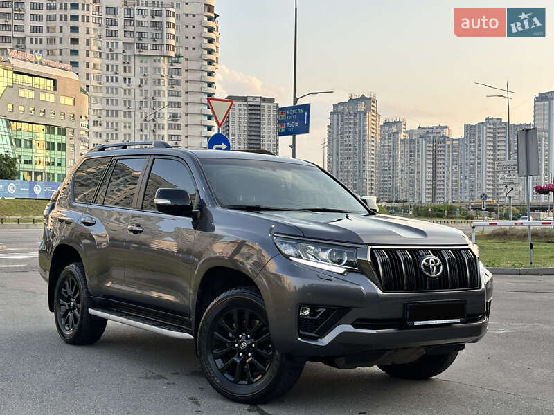 Внедорожник / Кроссовер Toyota Land Cruiser Prado 2022 в Киеве
