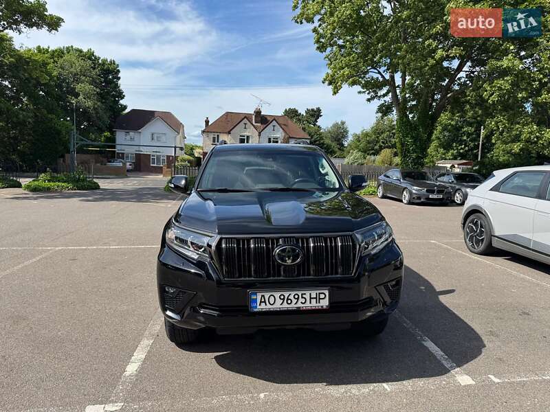 Toyota Land Cruiser Prado 2022