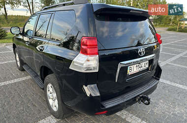 Внедорожник / Кроссовер Toyota Land Cruiser Prado 2010 в 