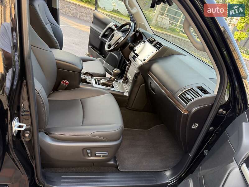 Внедорожник / Кроссовер Toyota Land Cruiser Prado 2021 в Виннице