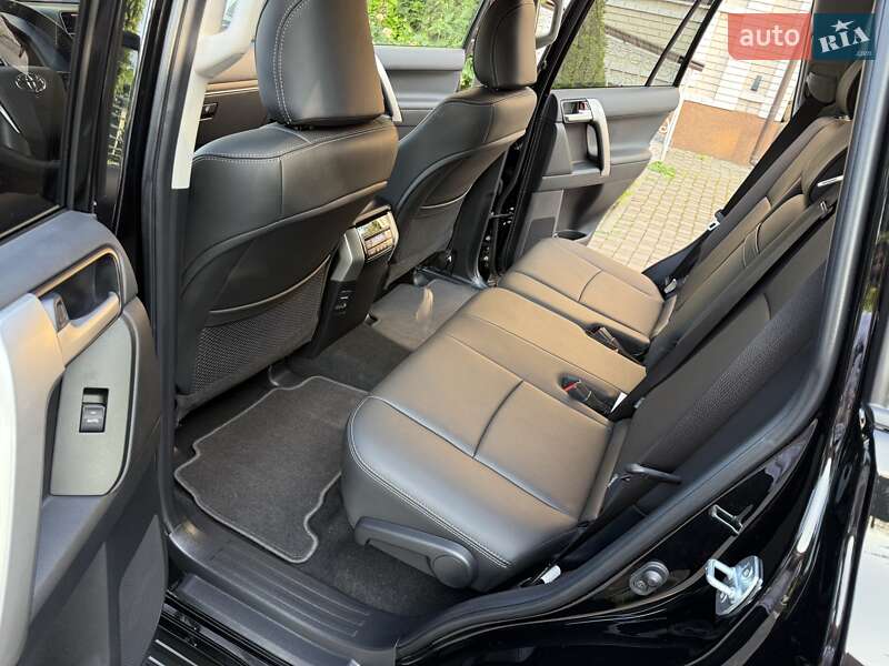 Внедорожник / Кроссовер Toyota Land Cruiser Prado 2021 в Виннице