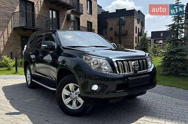 Позашляховик / Кросовер Toyota Land Cruiser Prado 2011 в 