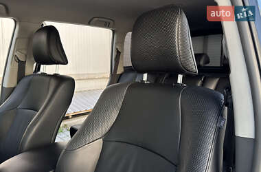 Позашляховик / Кросовер Toyota Land Cruiser Prado 2011 в 