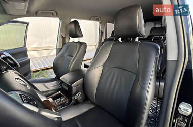 Позашляховик / Кросовер Toyota Land Cruiser Prado 2011 в 