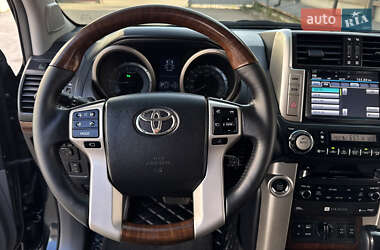 Позашляховик / Кросовер Toyota Land Cruiser Prado 2011 в 