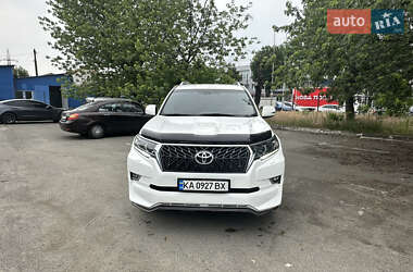 Позашляховик / Кросовер Toyota Land Cruiser Prado 2019 в 