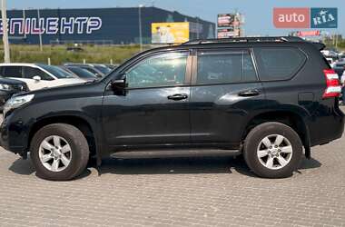 Внедорожник / Кроссовер Toyota Land Cruiser Prado 2016 в 