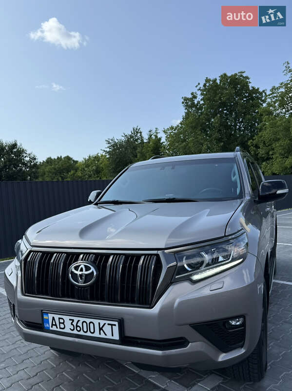 Toyota Land Cruiser Prado 2021