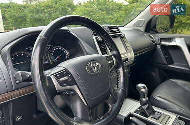 Позашляховик / Кросовер Toyota Land Cruiser Prado 2019 в 