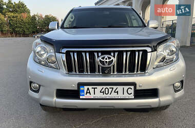 Позашляховик / Кросовер Toyota Land Cruiser Prado 2011 в Ужгороді