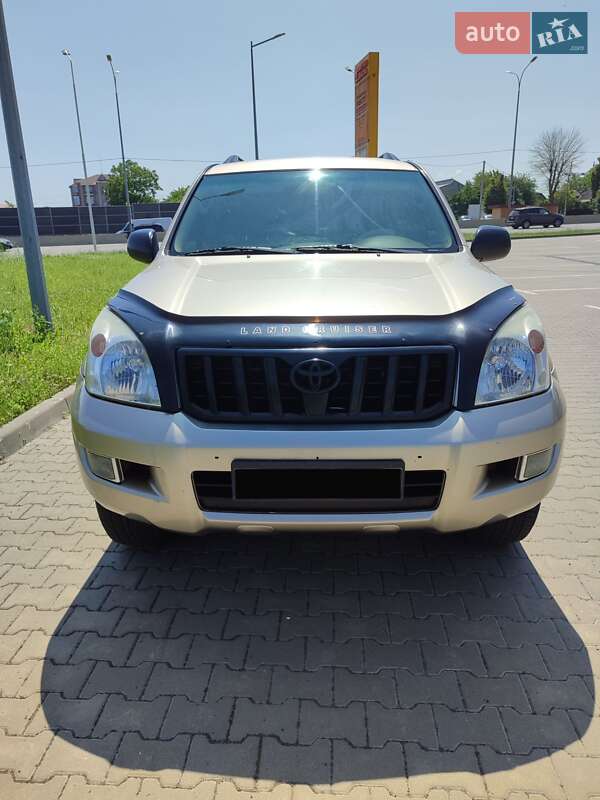 Внедорожник / Кроссовер Toyota Land Cruiser Prado 2004 в Киеве