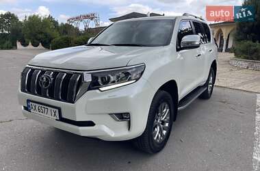 Внедорожник / Кроссовер Toyota Land Cruiser Prado 2020 в 