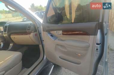 Внедорожник / Кроссовер Toyota Land Cruiser Prado 2005 в 