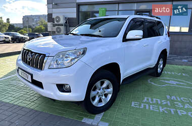 Позашляховик / Кросовер Toyota Land Cruiser Prado 2012 в Черкасах