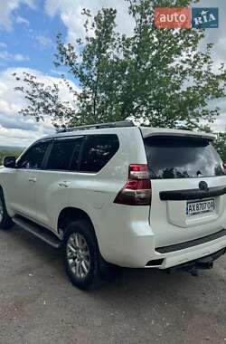 Внедорожник / Кроссовер Toyota Land Cruiser Prado 2013 в 