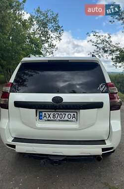 Внедорожник / Кроссовер Toyota Land Cruiser Prado 2013 в 