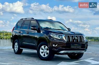 Внедорожник / Кроссовер Toyota Land Cruiser Prado 2019 в Киеве