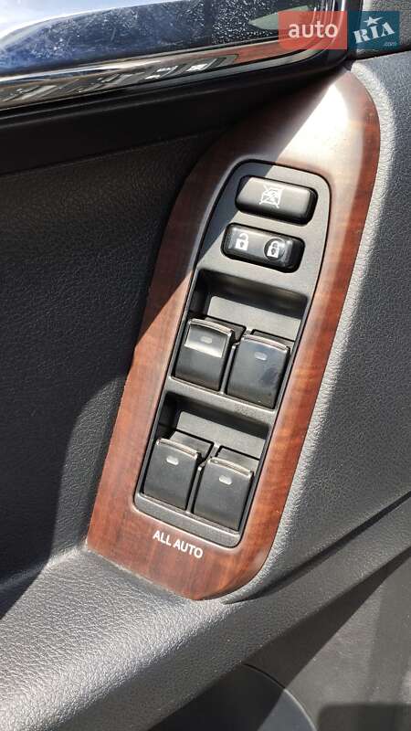 Внедорожник / Кроссовер Toyota Land Cruiser Prado 2017 в Киеве