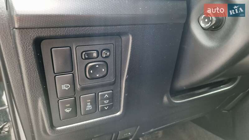 Внедорожник / Кроссовер Toyota Land Cruiser Prado 2010 в Ровно фото 16 Внедорожник / Кроссовер Toyota Land Cruiser Prado 2010 в Ровно
