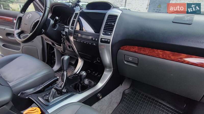 Внедорожник / Кроссовер Toyota Land Cruiser Prado 2005 в Виннице