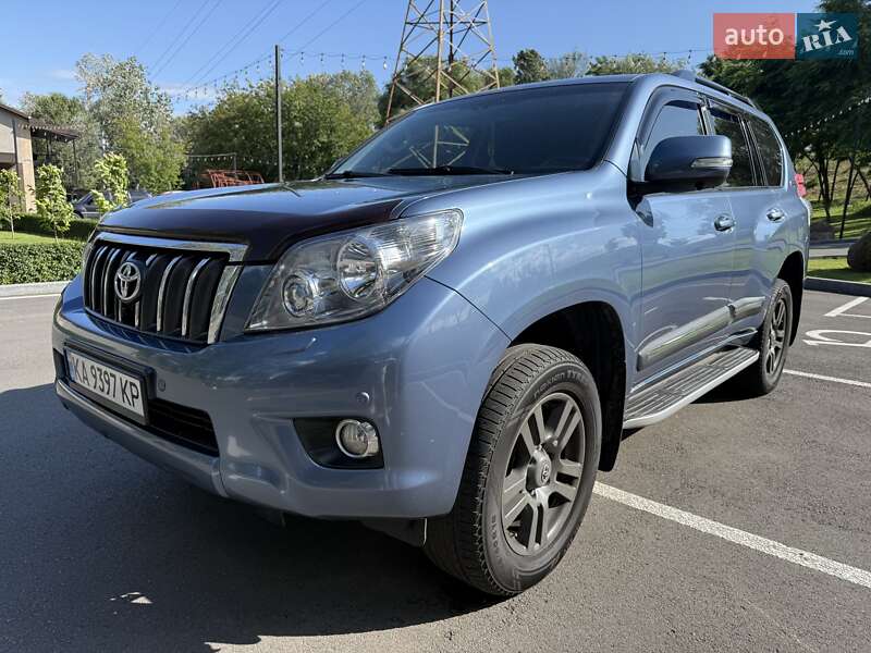 Позашляховик / Кросовер Toyota Land Cruiser Prado 2012 в Києві фото 17 Позашляховик / Кросовер Toyota Land Cruiser Prado 2012 в Києві