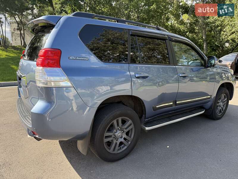 Позашляховик / Кросовер Toyota Land Cruiser Prado 2012 в Києві фото 16 Позашляховик / Кросовер Toyota Land Cruiser Prado 2012 в Києві