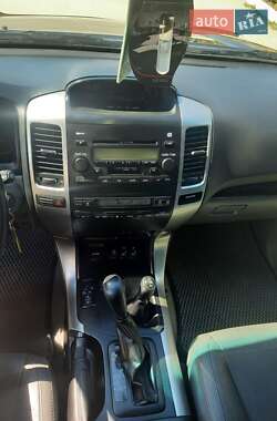 Внедорожник / Кроссовер Toyota Land Cruiser Prado 2007 в 