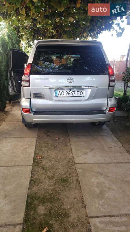 Позашляховик / Кросовер Toyota Land Cruiser Prado 2006 в Виноградові