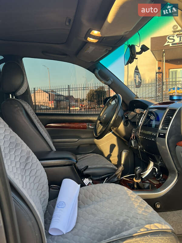 Позашляховик / Кросовер Toyota Land Cruiser Prado 2007 в Гайсину