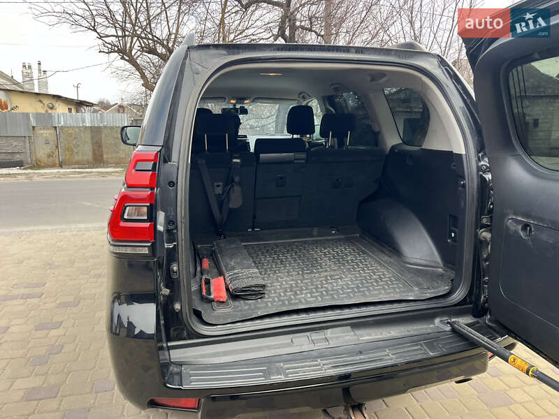 Внедорожник / Кроссовер Toyota Land Cruiser Prado 2019 в Днепре фото 18 Внедорожник / Кроссовер Toyota Land Cruiser Prado 2019 в Днепре