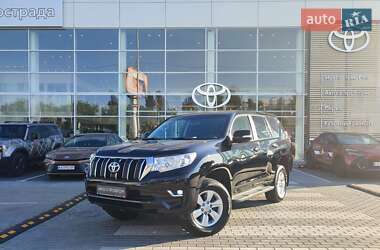 Позашляховик / Кросовер Toyota Land Cruiser Prado 2019 в Києві