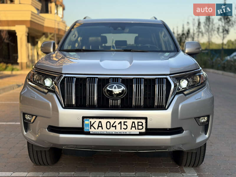Внедорожник / Кроссовер Toyota Land Cruiser Prado 2019 в Киеве
