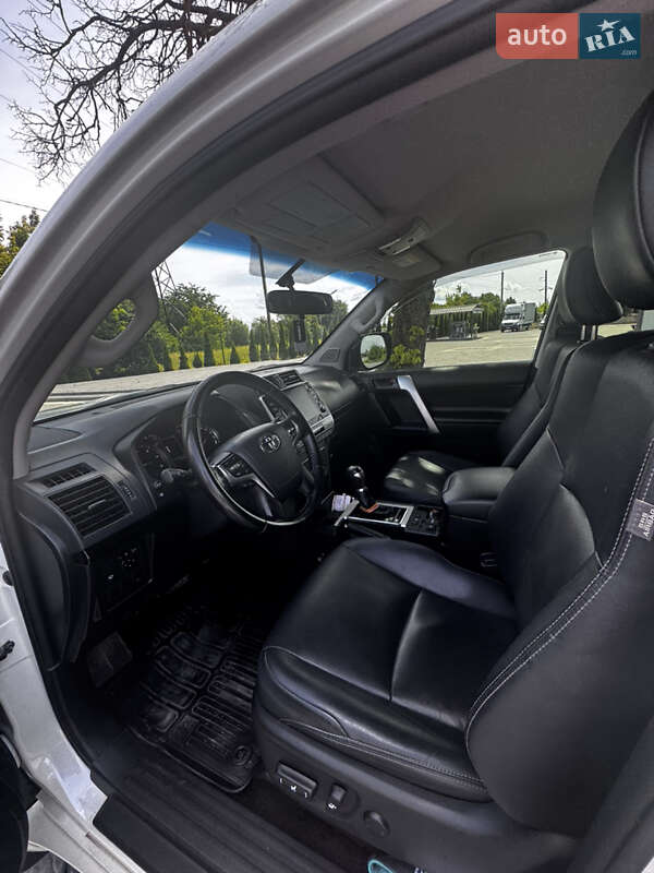 Внедорожник / Кроссовер Toyota Land Cruiser Prado 2022 в Тернополе