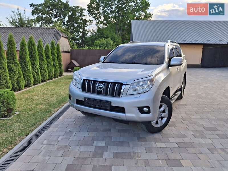 Внедорожник / Кроссовер Toyota Land Cruiser Prado 2013 в Ивано-Франковске