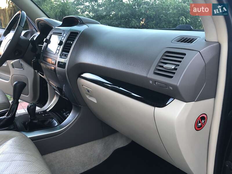 Позашляховик / Кросовер Toyota Land Cruiser Prado 2008 в Кривому Розі